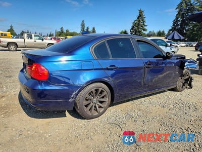Trzecie zdjęcie samochodu z tyłu: 2011 BMW 328 XI VIN:WBAPK7C50BA817441 - miniatura