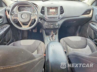 Zdjęcie 8 z 14 samochodu: 2014 JEEP CHEROKEE LATITUDE VIN:1C4PJLCS2EW221789 - miniatura