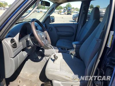 Zdjęcie 7 z 13 samochodu: 2006 JEEP LIBERTY SPORT VIN:1J4GL48K06W190157 - miniatura
