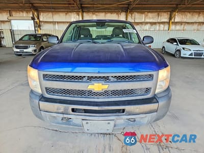 Piąte zdjęcie samochodu w środku: 2013 CHEVROLET SILVERADO K1500 VIN:1GCRKPEA3DZ325013 - miniatura