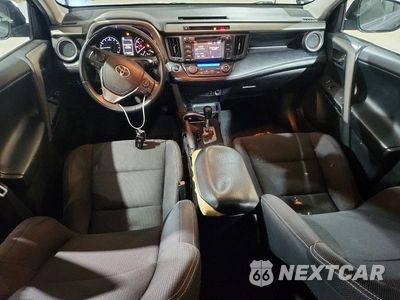 Zdjęcie 8 z 13 samochodu: 2018 TOYOTA RAV4 XLE VIN:2T3WFREV7JW424452 - miniatura