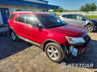 Czwarte zdjęcie samochodu z boku: 2017 FORD EXPLORER XLT VIN:1FM5K8D85HGD52231 - miniatura