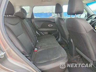 Zdjęcie 10 z 12 samochodu: 2017 KIA SOUL BASE VIN:KNDJN2A25H7484607 - miniatura
