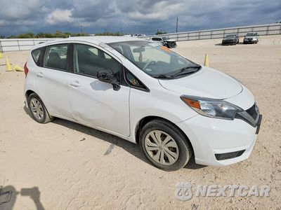 Czwarte zdjęcie samochodu z boku: 2018 NISSAN VERSA NOTE SV VIN:3N1CE2CP6JL354910 - miniatura
