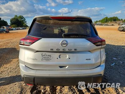Zdjęcie 6 z 14 samochodu: 2025 NISSAN ROGUE SV VIN:5N1BT3BB1SC810749 - miniatura