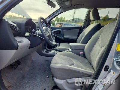 Zdjęcie 7 z 13 samochodu: 2009 TOYOTA RAV4 BASE VIN:JTMBF33V49D020516 - miniatura