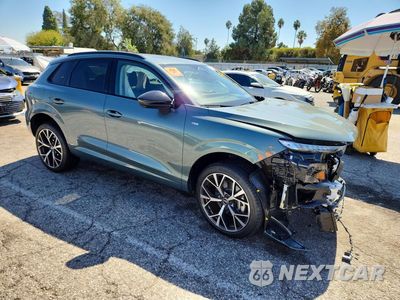 Czwarte zdjęcie samochodu z boku: 2026 AUDI Q3 S-LINE VIN:WA1ABCFJ2T1059205 - miniatura