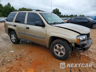 Czwarte zdjęcie samochodu z boku: 2004 CHEVROLET TRAILBLAZER LS VIN:1GNDT13SX42411600 - miniatura