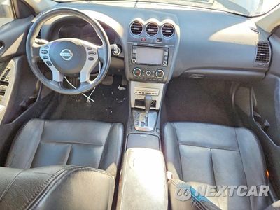 Zdjęcie 8 z 12 samochodu: 2008 NISSAN ALTIMA 3.5 SE VIN:1N4BL21E88N419630 - miniatura