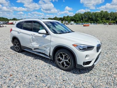 Czwarte zdjęcie samochodu z boku: 2017 BMW X1 XDRIVE28I VIN:WBXHT3C31H5F81322 - miniatura