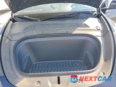 Zdjęcie 11 z 13 samochodu: 2021 TESLA MODEL Y VIN:5YJYGDEF3MF304773 - miniatura