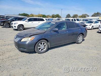 2007 TOYOTA CAMRY LE 4T1BE46K17U692763 - główne zdjęcie licytacji z USA - miniatura
