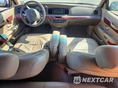 Zdjęcie 8 z 12 samochodu: 2000 MERCURY GRAND MARQUIS GS VIN:2MEFM74W1YX678578 - miniatura
