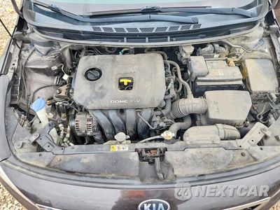 Zdjęcie 11 z 13 samochodu: 2017 KIA FORTE LX VIN:3KPFL4A77HE010287 - miniatura
