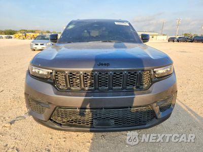 Piąte zdjęcie samochodu w środku: 2025 JEEP GRAND CHEROKEE LAREDO VIN:1C4RJHAG7SC282315 - miniatura