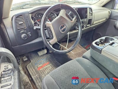 Zdjęcie 8 z 12 samochodu: 2008 GMC SIERRA K1500 VIN:1GTEK19J28Z289469 - miniatura
