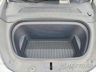 Zdjęcie 11 z 12 samochodu: 2021 TESLA MODEL Y VIN:5YJYGDEE7MF245816 - miniatura