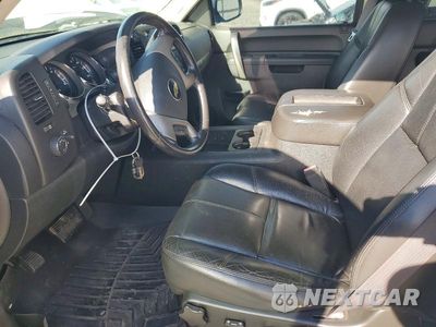 Zdjęcie 7 z 12 samochodu: 2011 CHEVROLET SILVERADO K1500 LT VIN:3GCPKSE32BG317350 - miniatura