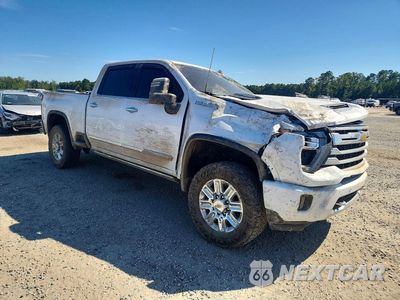 Czwarte zdjęcie samochodu z boku: 2024 CHEVROLET SILVERADO K2500 HIGH COUNTRY VIN:1GC4YREY6RF124796 - miniatura