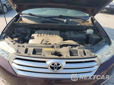 Zdjęcie 12 z 13 samochodu: 2013 TOYOTA HIGHLANDER LIMITED VIN:5TDYK3EH0DS109736 - miniatura