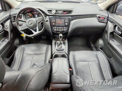 Zdjęcie 8 z 13 samochodu: 2017 NISSAN ROGUE SPORT SV VIN:JN1BJ1CPXHW006985 - miniatura