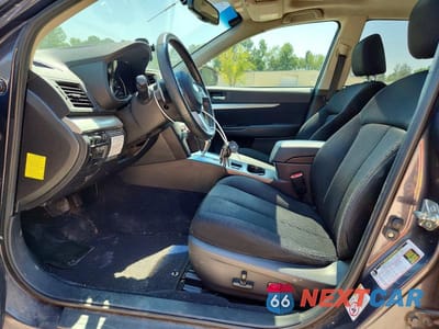 Zdjęcie 7 z 13 samochodu: 2010 SUBARU OUTBACK 2.5I PREMIUM VIN:4S4BRBGC3A3352852 - miniatura