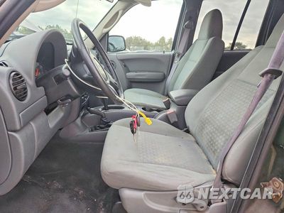 Zdjęcie 7 z 14 samochodu: 2007 JEEP LIBERTY SPORT VIN:1J4GL48K47W539709 - miniatura