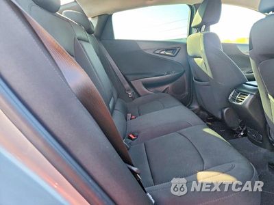 Zdjęcie 10 z 12 samochodu: 2017 CHEVROLET MALIBU LT VIN:1G1ZE5ST2HF159861 - miniatura