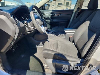 Zdjęcie 7 z 12 samochodu: 2017 NISSAN ROGUE S VIN:KNMAT2MT9HP581352 - miniatura