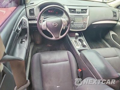 Zdjęcie 8 z 12 samochodu: 2017 NISSAN ALTIMA 2.5 SR VIN:1N4AL3AP3HC296141 - miniatura
