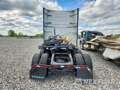Zdjęcie 6 z 14 samochodu: 2021 VOLVO VNL SEMI TRUCK VIN:4V4NC9EH0MN271900 - miniatura