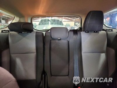 Zdjęcie 10 z 13 samochodu: 2017 FORD ESCAPE SE VIN:1FMCU9GD2HUD23738 - miniatura