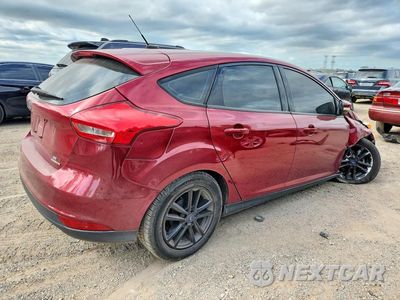 Trzecie zdjęcie samochodu z tyłu: 2015 FORD FOCUS SE VIN:1FADP3K27FL382764 - miniatura