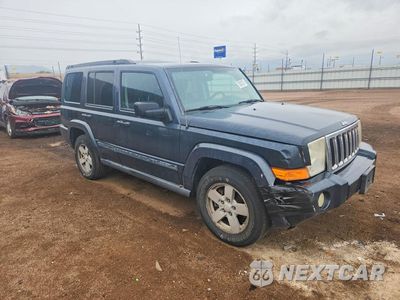 Czwarte zdjęcie samochodu z boku: 2008 JEEP COMMANDER SPORT VIN:1J8HG48K98C114271 - miniatura