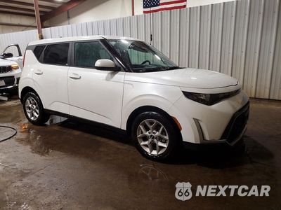 Czwarte zdjęcie samochodu z boku: 2025 KIA SOUL LX VIN:KNDJ23AU3S7962451 - miniatura