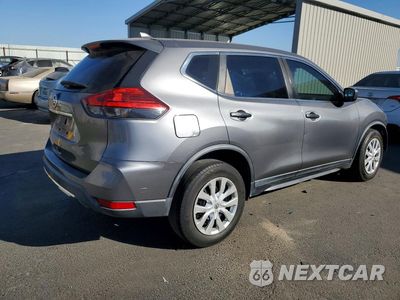 Trzecie zdjęcie samochodu z tyłu: 2017 NISSAN ROGUE S VIN:KNMAT2MT3HP574512 - miniatura