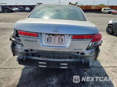 Zdjęcie 6 z 13 samochodu: 2012 HONDA ACCORD SE VIN:1HGCP2F65CA198171 - miniatura