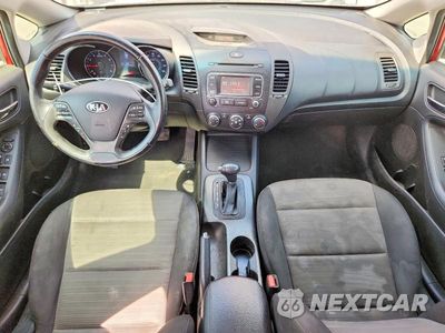 Zdjęcie 8 z 12 samochodu: 2014 KIA FORTE EX VIN:KNAFX4A8XE5197123 - miniatura