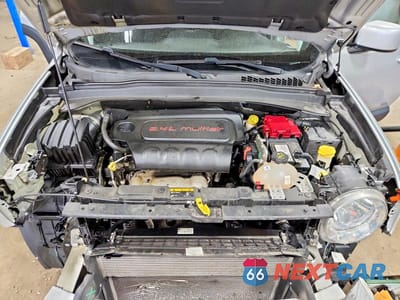 Zdjęcie 12 z 14 samochodu: 2018 JEEP RENEGADE LATITUDE VIN:ZACCJBBB1JPJ05112 - miniatura