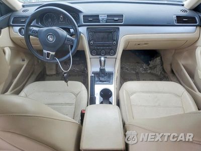 Zdjęcie 8 z 12 samochodu: 2013 VOLKSWAGEN PASSAT SE VIN:1VWBH7A33DC066059 - miniatura