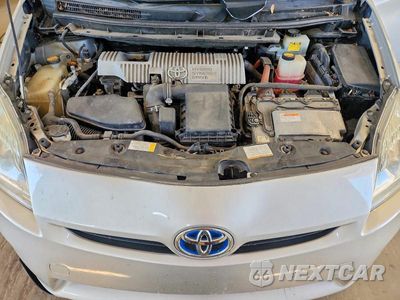 Zdjęcie 11 z 12 samochodu: 2010 TOYOTA PRIUS III VIN:JTDKN3DU6A0108360 - miniatura