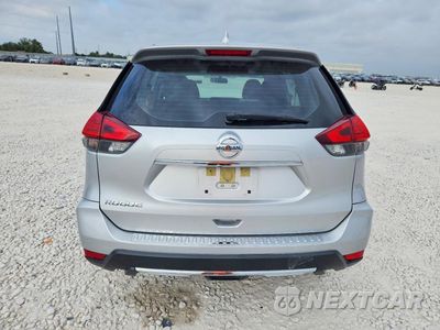 Zdjęcie 6 z 13 samochodu: 2017 NISSAN ROGUE S VIN:JN8AT2MT5HW141090 - miniatura