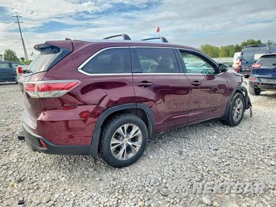 Trzecie zdjęcie samochodu z tyłu: 2015 TOYOTA HIGHLANDER XLE VIN:5TDJKRFHXFS220770 - miniatura