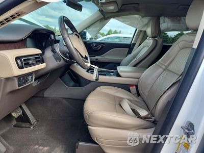 Zdjęcie 7 z 12 samochodu: 2020 LINCOLN AVIATOR RESERVE VIN:5LM5J7XC5LGL18759 - miniatura