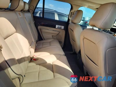 Zdjęcie 11 z 13 samochodu: 2010 LINCOLN MKX VIN:2LMDJ6JC0ABJ20021 - miniatura