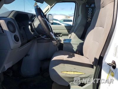 Zdjęcie 7 z 13 samochodu: 2014 FORD ECONOLINE E150 VAN VIN:1FTNE1EW3EDA77634 - miniatura