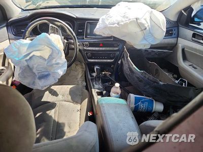 Zdjęcie 8 z 13 samochodu: 2019 HYUNDAI SONATA SEL VIN:5NPE34AF7KH768118 - miniatura