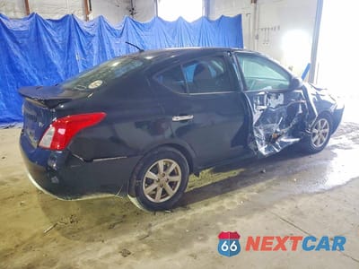 Trzecie zdjęcie samochodu z tyłu: 2014 NISSAN VERSA 1.6 S VIN:3N1CN7AP0EL819090 - miniatura