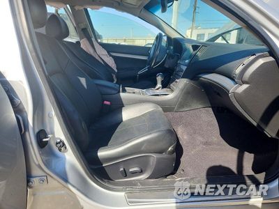 Zdjęcie 7 z 12 samochodu: 2015 INFINITI Q40 BASE VIN:JN1CV6AP5FM503010 - miniatura