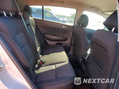 Zdjęcie 11 z 14 samochodu: 2017 KIA SPORTAGE LX VIN:KNDPMCAC8H7111265 - miniatura